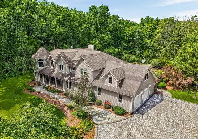2nd image of 7 Greenfield Dr, Warwick (town), NY 10990 | MLS# 1032555
