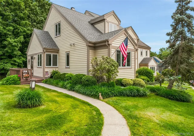 Photo 3 of Single family home for sale at 4001 Hickory Ct, Peekskill, NY 10566 | MLS# 1032590 | Listing updated on 2026-09-14