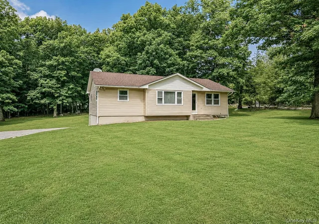 Photo 2 of Single family home for sale at 120 Basel Rd, Shawangunk, NY 12566 | MLS# 1032604 | Listing updated on 2026-09-04