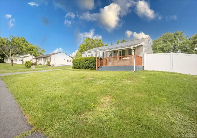 Photo 2 of Single family home for sale at 32 Peter Cooper Dr, Poughkeepsie (town), NY 12601 | MLS# 1032608 | Listing updated on 2026-09-18