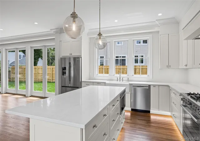 Photo 3 of Sale Pending at 28 Alsace Pl, Huntington, NY 11768 | MLS# 1032611 | Listing updated on 2026-08-15