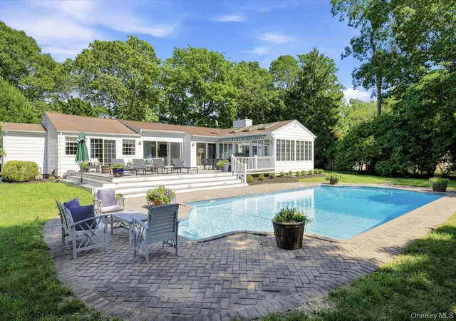 Photo 1 of Sale Pending at 129 Oneck Ln, Southampton, NY 11978 | MLS# 1032639 | Listing updated on 2026-09-15