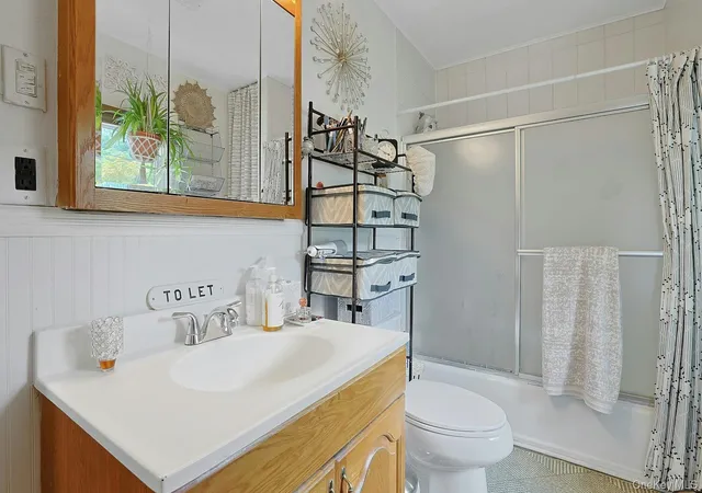 Photo 50 of Single family home for sale at 60 East Rd, Orangetown, NY 10913 | MLS# 1032669 | Listing updated on 2026-09-02