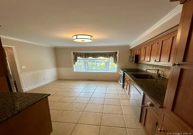 Photo 4 of Sale Pending at 30 Briar Ct, Lewisboro, NY 10518 | MLS# 1032671 | Listing updated on 2026-09-21
