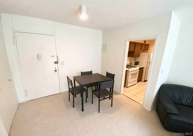Photo 4 of House for sale at 26910 Grand Central Pkwy #4M, New York, NY 11005 | MLS# 1032707 | Listing updated on 2026-08-05