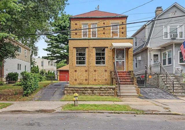 Photo 1 of Single family home for sale at 1085 Sackett Ave, New York, NY 10461 | MLS# 1032712 | Listing updated on 2026-09-13