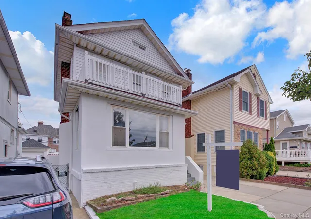 Photo 2 of Single family home for sale at 339 W Fulton St, Long Beach, NY 11561 | MLS# 1032716 | Listing updated on 2026-09-20