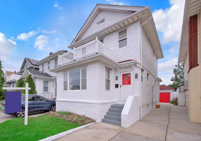 Photo 3 of Single family home for sale at 339 W Fulton St, Long Beach, NY 11561 | MLS# 1032716 | Listing updated on 2026-09-20