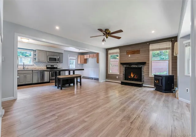 Photo 3 of Single family home for sale at 14 Seaside Ave, Brookhaven, NY 11789 | MLS# 1032717 | Listing updated on 2026-09-20
