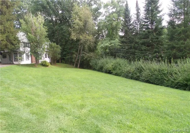 2nd image of 70 Suffern Ln, Haverstraw, NY 10984 | MLS# 1032745