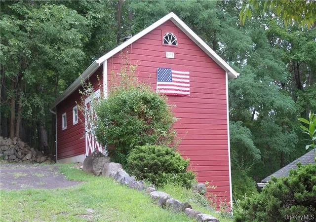 4th image of 70 Suffern Ln, Haverstraw, NY 10984 | MLS# 1032745
