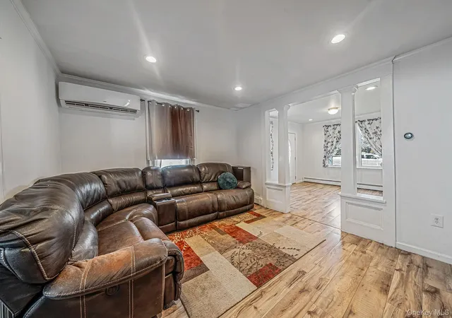 Photo 3 of Sale Pending at 89 Avery Ave, Brookhaven, NY 11772 | MLS# 1032747 | Listing updated on 2026-09-04