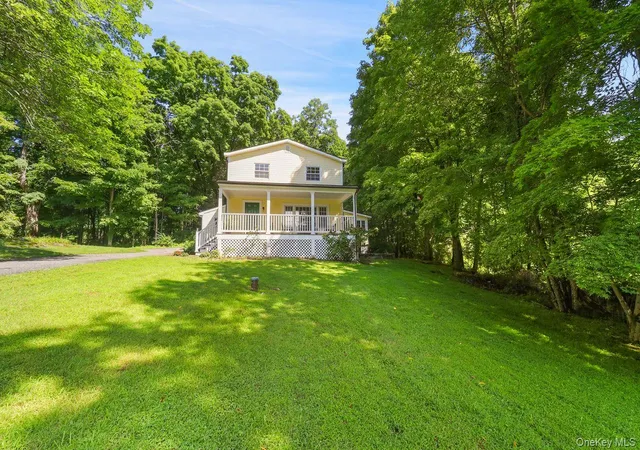 Photo 1 of Sale Pending at 1059 Hanover St, Yorktown, NY 10598 | MLS# 1032752 | Listing updated on 2026-10-02