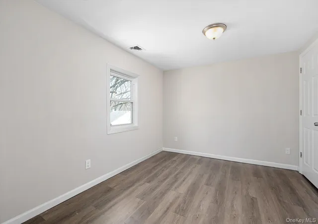Photo 3 of Single family home for sale at 8 E 14th Street, Huntington, NY 11746 | MLS# 1032766 | Listing updated on 2026-07-31