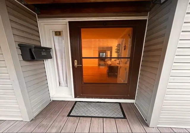 Photo 1 of Sale Pending at 28 Hillside Ter #F, White Plains, NY 10601 | MLS# 1032808 | Listing updated on 2026-08-27