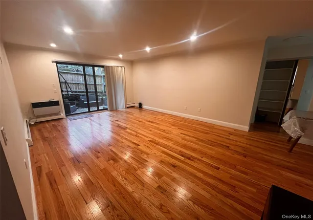 Listing Photo 3 - Condo for sale in building located at 28 Hillside Ter, White Plains, NY 10601 - Unit #F