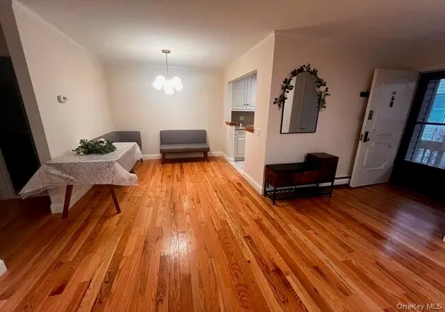 Listing Photo 4 - Condo for sale in building located at 28 Hillside Ter, White Plains, NY 10601 - Unit #F