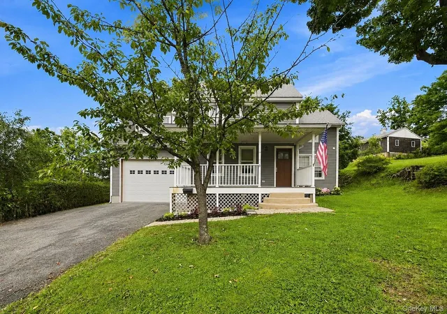 Photo 3 of Single family home for sale at 8 Nelson St, Goshen, NY 10924 | MLS# 1032819 | Listing updated on 2026-08-29