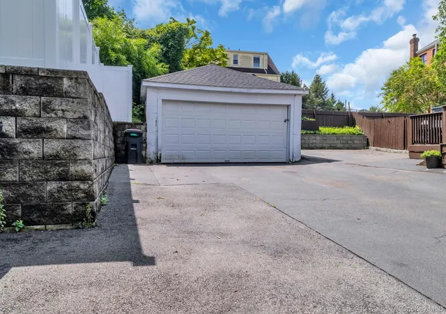 Photo 40 of Sale Pending at 24 Howard Ave, Mount Pleasant, NY 10595 | MLS# 1032823 | Listing updated on 2026-08-27