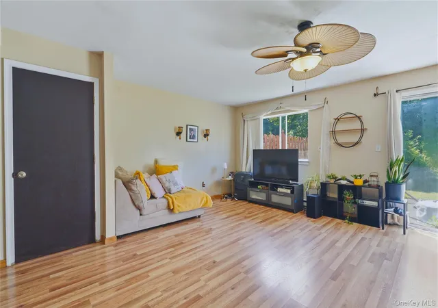 Listing Photo 4 - Condo for sale in building located at 31 Roundtree Ct, Beacon, NY 12508
