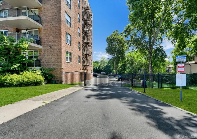 22nd image of 40 S Cole Ave #1H, Ramapo, NY 10977 | MLS# 1032855