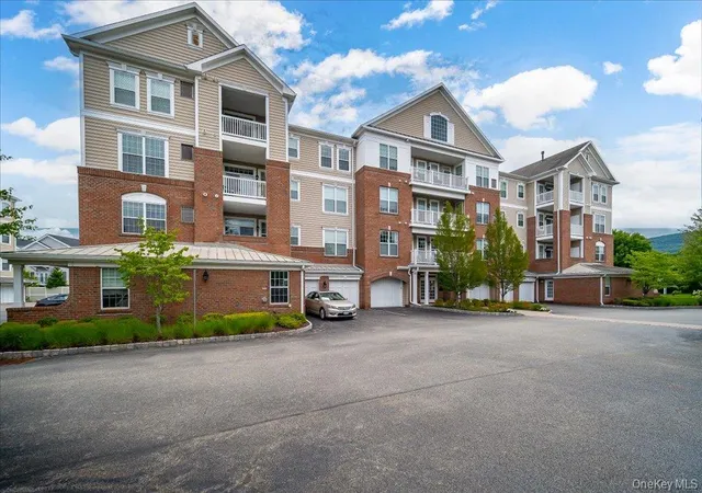 Photo 2 of Condo for sale at 732 Regency Dr, Fishkill, NY 12524 | MLS# 1032867 | Listing updated on 2026-09-19