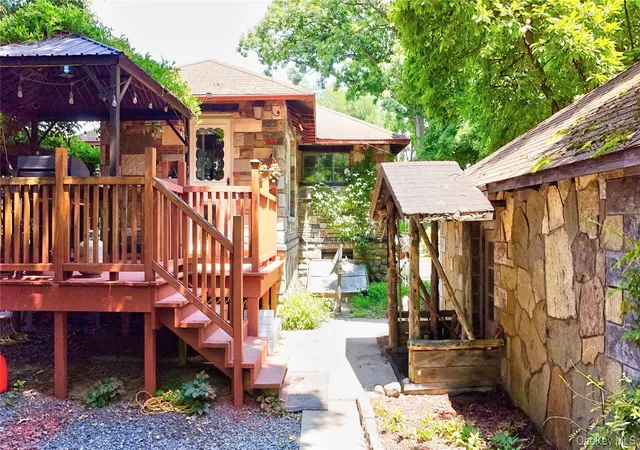 Photo 4 of Sale Pending at 120 Route 17k, Newburgh (town), NY 12550 | MLS# 1032871 | Listing updated on 2026-09-01