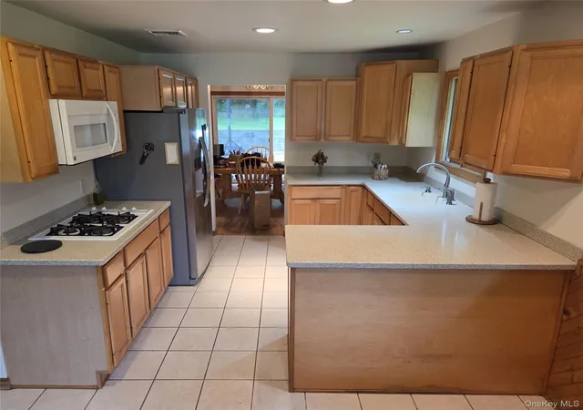Photo 3 of Single family home for sale at 1248 Lakes Rd, Warwick (town), NY 10950 | MLS# 1032873 | Listing updated on 2026-08-09
