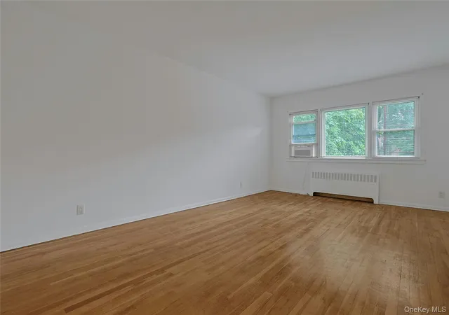 Listing Photo 5 - Condo for sale in building located at 140 N Broadway, Irvington, NY 10522 - Unit #U-4