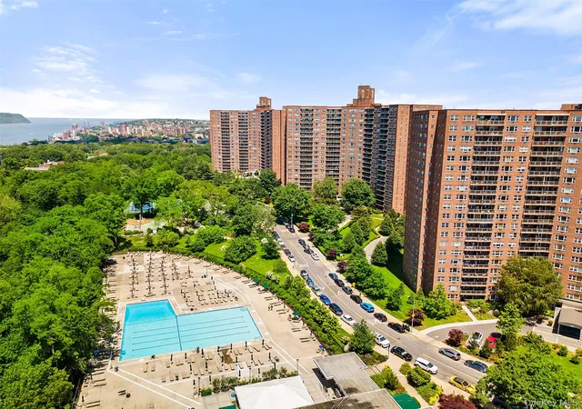 Photo 1 of Condo for sale at 5900 Arlington Ave #4G, New York, NY 10471 | MLS# 1032903 | Listing updated on 2026-09-01