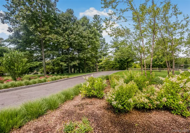 Photo 2 of Condo for sale at 5900 Arlington Ave #4G, New York, NY 10471 | MLS# 1032903 | Listing updated on 2026-09-01