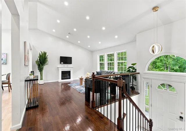 5th image of 600 Twin Arch Rd, New Windsor, NY 12575 | MLS# 1032934