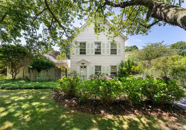 1st image of 93 Buell Ln, East Hampton, NY 11937 | MLS# 1032960