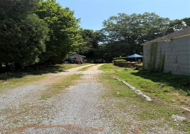 Photo 3 of Sale Pending at 2212 Route 106, Oyster Bay, NY 11791 | MLS# 1032974 | Listing updated on 2026-08-15