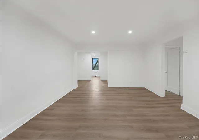 Photo 3 of Sale Pending at 3840 Greystone Ave #3A, New York, NY 10463 | MLS# 1032978 | Listing updated on 2026-08-25