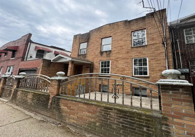 Photo 3 of Multi family home for sale at 590 Elton St, New York, NY 11208 | MLS# 1032982 | Listing updated on 2026-10-07