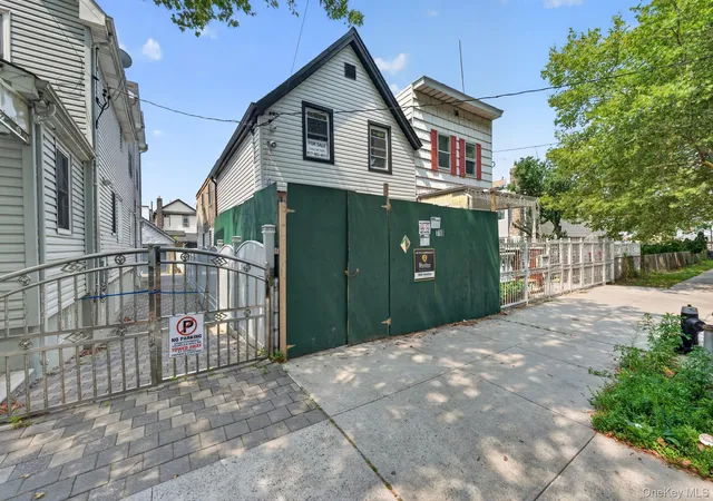 Multi family home for sale at 718 E 99th Street, New York, NY 11236 | MLS# 1032984