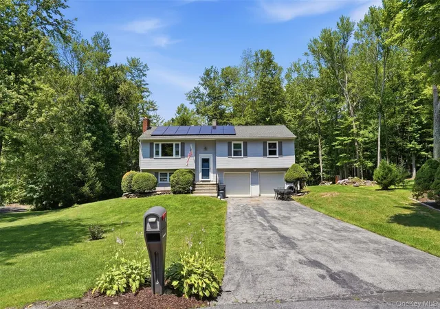 35th image of 12 Talbot Dr, Pleasant Valley, NY 12569 | MLS# 1033002
