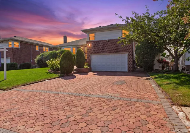 Photo 1 of Single family home for sale at 786 E Carl Ave, Hempstead, NY 11510 | MLS# 1033017 | Listing updated on 2026-09-08