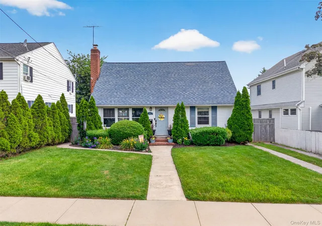 Photo 2 of Sale Pending at 131 Dorset Ave, North Hempstead, NY 11507 | MLS# 1033059 | Listing updated on 2026-08-14
