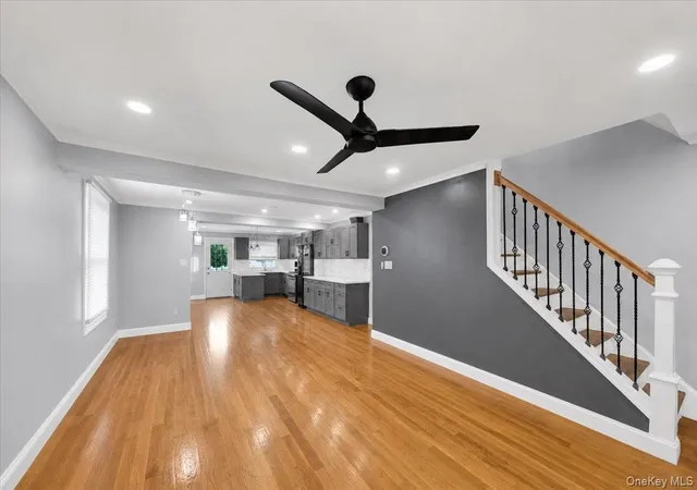 Photo 3 of Single family home for sale at 2565 Westervelt Ave, New York, NY 10469 | MLS# 1033098 | Listing updated on 2026-08-04