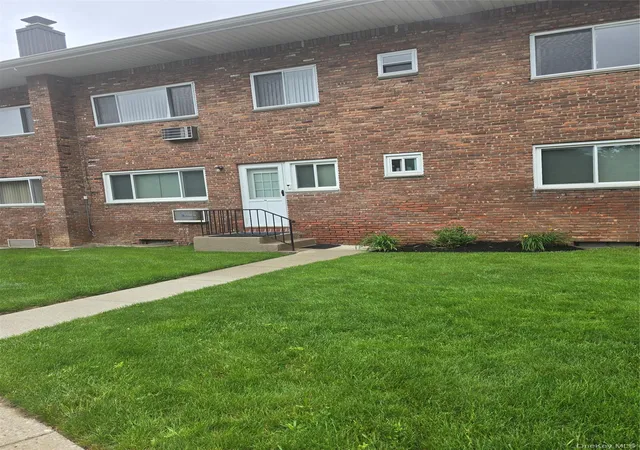 1st image of 355 Route 111 #19, Smithtown, NY 11787 | MLS# 1033107