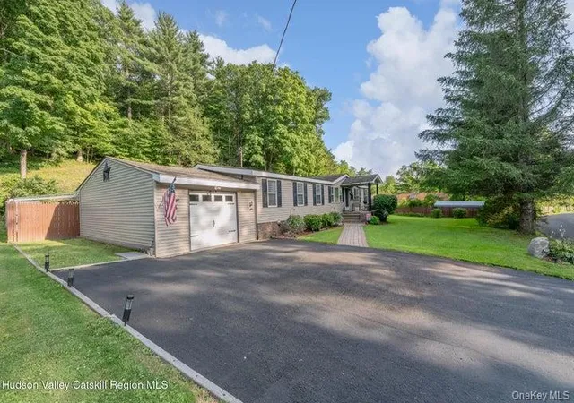 Photo 3 of Sale Pending at 618 Old Stage Rd, Saugerties, NY 12477 | MLS# 1033108 | Listing updated on 2026-08-18