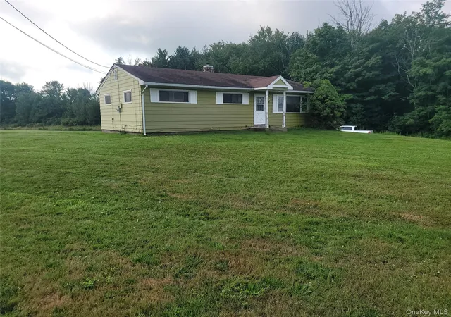 Photo 4 of Single family home for sale at 1048 Old Liberty Rd, Thompson, NY 12701 | MLS# 1033109 | Listing updated on 2026-08-01