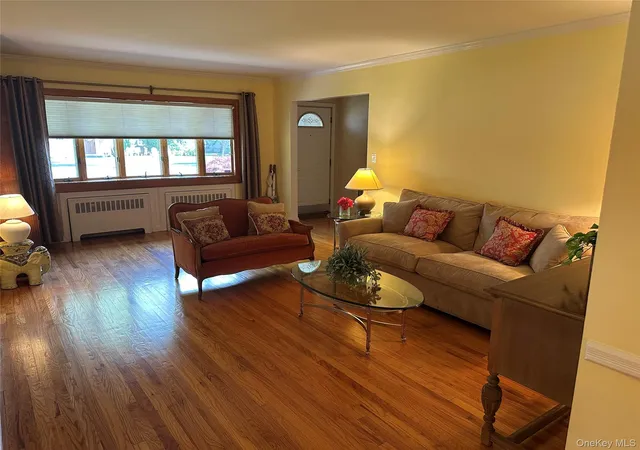 Photo 3 of Sale Pending at 98 Wright Rd, Hempstead, NY 11570 | MLS# 1033113 | Listing updated on 2026-08-11