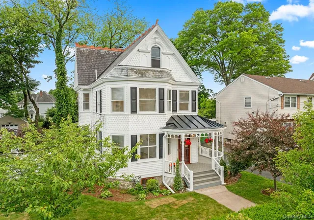 Photo 1 of Sale Pending at 7 Clinton Pl, Ramapo, NY 10901 | MLS# 1033122 | Listing updated on 2026-09-12