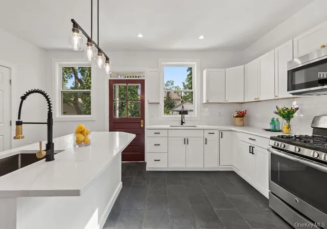 Photo 2 of Single family home for sale at 7 Clinton Pl, Ramapo, NY 10901 | MLS# 1033122 | Listing updated on 2026-10-18