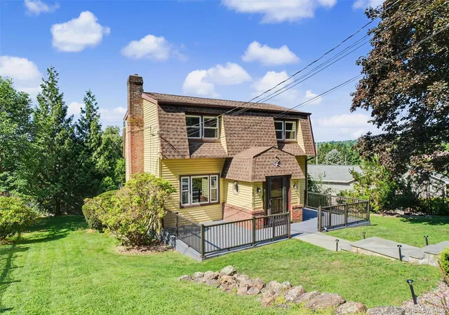 Photo 3 of Sale Pending at 33 Grandview Dr, Carmel, NY 10541 | MLS# 1033137 | Listing updated on 2026-08-28