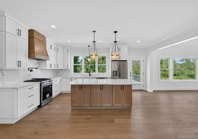 2nd image of 29 Peale Pl, Montgomery, NY 12549 | MLS# 1033185