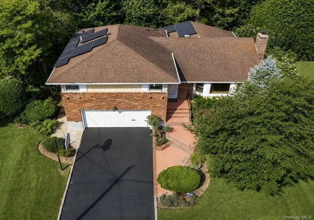 Photo 1 of Single family home for sale at 902 Preston Rd, Hempstead, NY 11554 | MLS# 1033225 | Listing updated on 2026-09-05